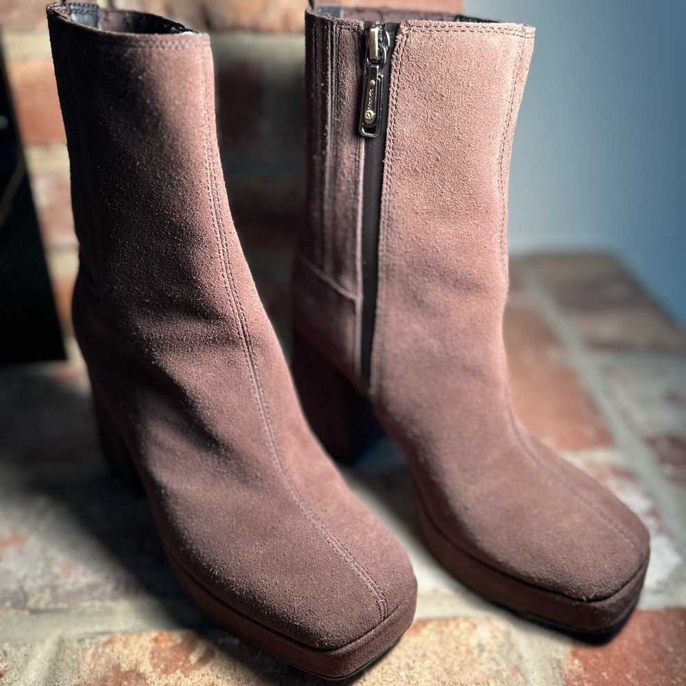 Blondo Rozalie Brown Boots- Size 6 Very Good Condition - Picture 2 of 14